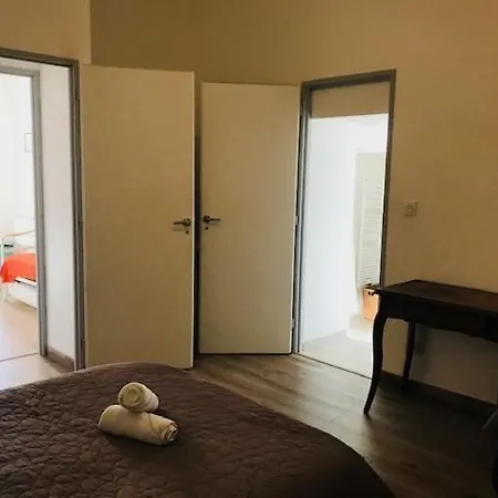 Grand Loft 73m2 Renové Centre Vue Jardin 8 Couchages Sète