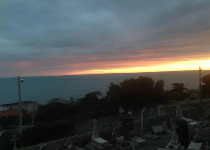 Le Grand Mole - 2 A 8 Voyageurs * Sète